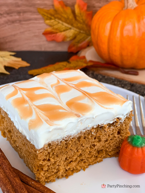 super easy pumpkin spice cake recipe, best easy pumpkin spice cake, 4 ingredient pumpkin spice cake, 5 minute prep pumpkin spice cake, easiest best pumpkin spice cake moist, spice cake mix can pure pumpkin applesauce eggs, pumpkin pie cake recipe with caramel and whipped cream