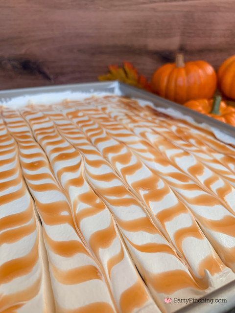 super easy pumpkin spice cake recipe, best easy pumpkin spice cake, 4 ingredient pumpkin spice cake, 5 minute prep pumpkin spice cake, easiest best pumpkin spice cake moist, spice cake mix can pure pumpkin applesauce eggs, pumpkin pie cake recipe with caramel and whipped cream