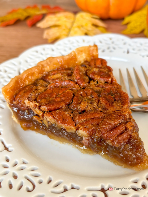 grandma's best pecan pie, easy best old fashioned pecan pie, easy to make pecan pie, Thanksgiving Christmas pecan pie, best pecan pie you'll ever have, easiest pecan pie recipe, dark karo syrup, pearson farms pecan salted and roasted georgia