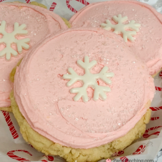 Better than Crumbl Pink Holiday sugar cookie, best Crumbl copycat recipe, easy best Crumbl sugar cookie pink copycat recipe, best easy Christmas cookie recipe cookie exchange ideas, best easy cookie gifts
